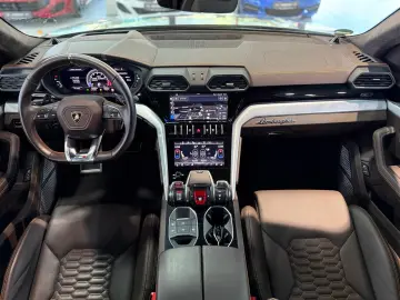 LAMBORGHINI Urus B&O VentilatedS HUD ACC 360
