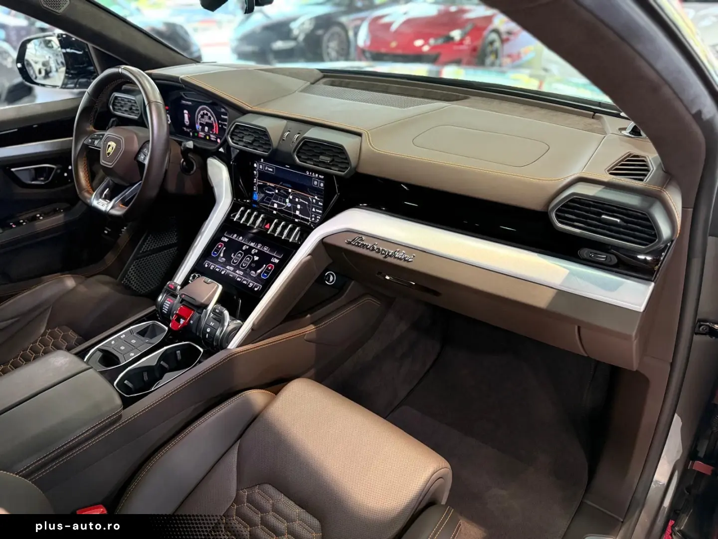 LAMBORGHINI Urus B&O VentilatedS HUD ACC 360