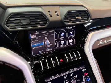 LAMBORGHINI Urus B&O VentilatedS HUD ACC 360