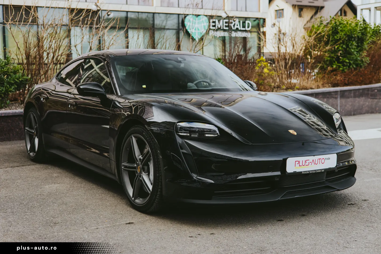 Porsche Taycan Performance