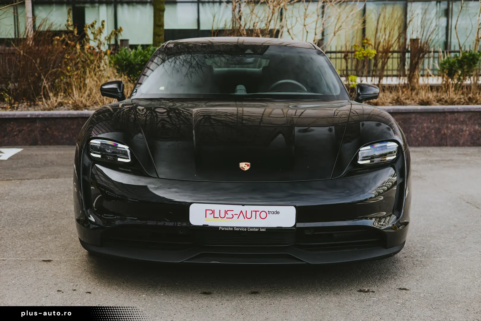 Porsche Taycan Performance