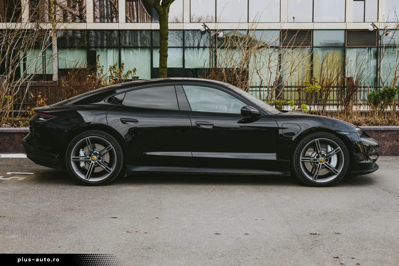 Porsche Taycan Performance