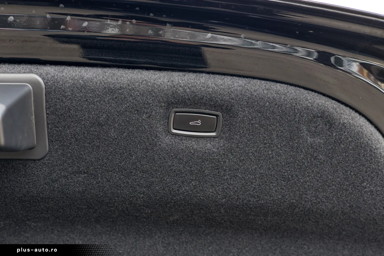 Porsche Taycan Performance