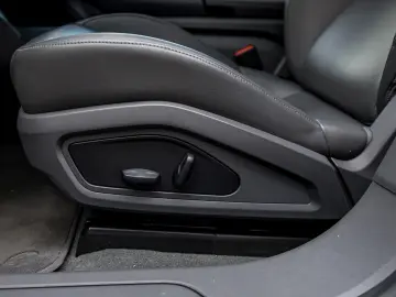 Porsche Taycan Performance