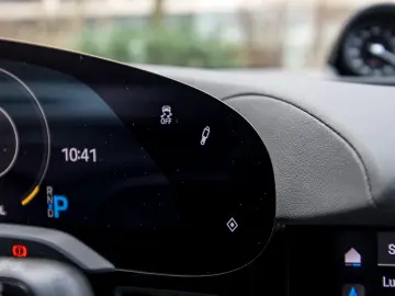 Porsche Taycan Performance