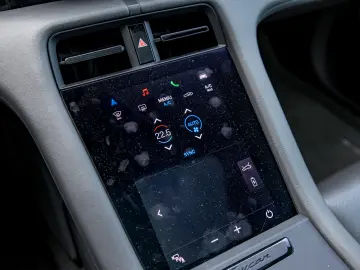 Porsche Taycan Performance