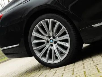 BMW 745 7-serie 745e - Individual - Stoelventilatie