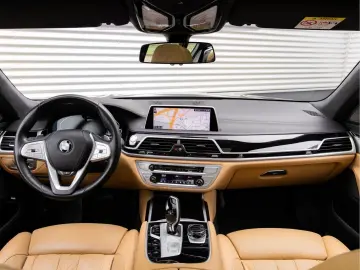 BMW 745 7-serie 745e - Individual - Stoelventilatie