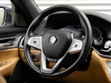 BMW 745 7-serie 745e - Individual - Stoelventilatie