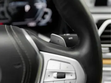 BMW 745 7-serie 745e - Individual - Stoelventilatie