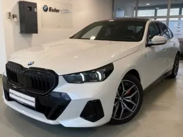 BMW 520 i M-Sport Sommer19'' PRO Pano ICON&hellip;