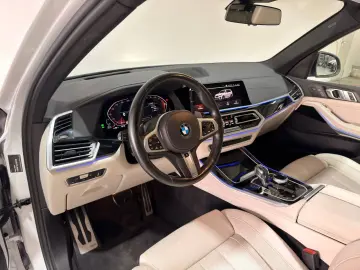 BMW X5 xD30d MSp SkyLoun SoftClose Massage Ventil DisplayKey