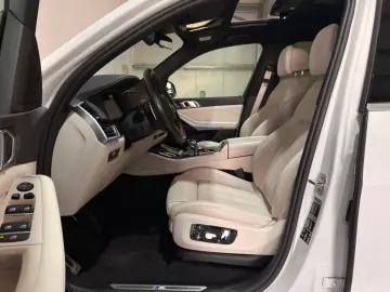 BMW X5 xD30d MSp SkyLoun SoftClose Massage Ventil DisplayKey