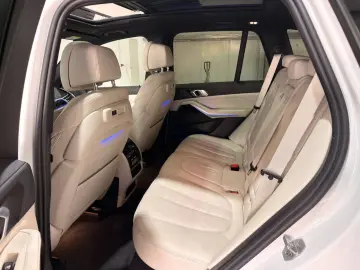 BMW X5 xD30d MSp SkyLoun SoftClose Massage Ventil DisplayKey