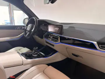 BMW X5 xD30d MSp SkyLoun SoftClose Massage Ventil DisplayKey