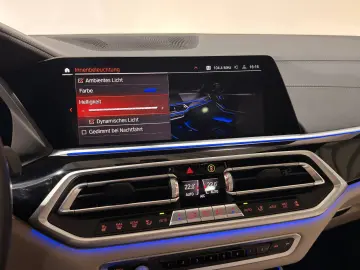 BMW X5 xD30d MSp SkyLoun SoftClose Massage Ventil DisplayKey