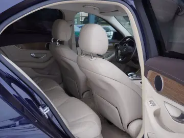 MERCEDES-BENZ C 250 CGI Exclusive 19ZollAMG Airmatic