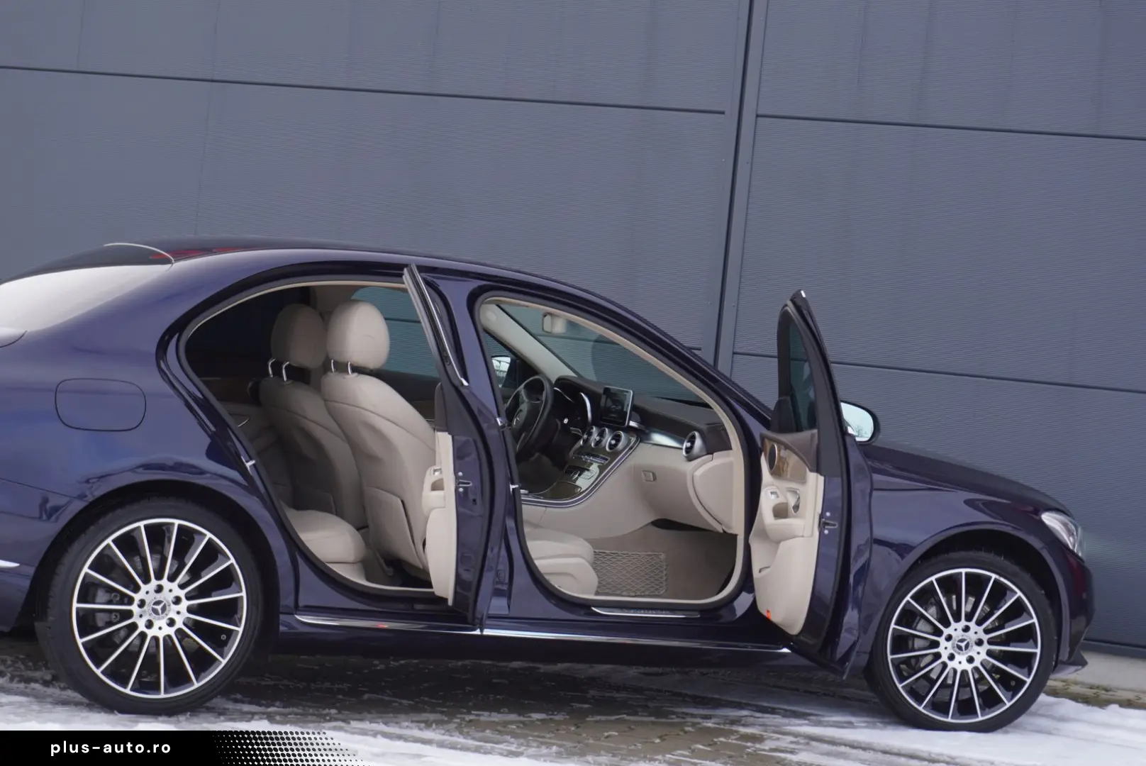 MERCEDES-BENZ C 250 CGI Exclusive 19ZollAMG Airmatic