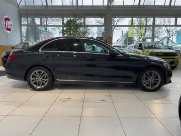MERCEDES-BENZ C 180 Automatik Navi LED Leder SHZ PDC