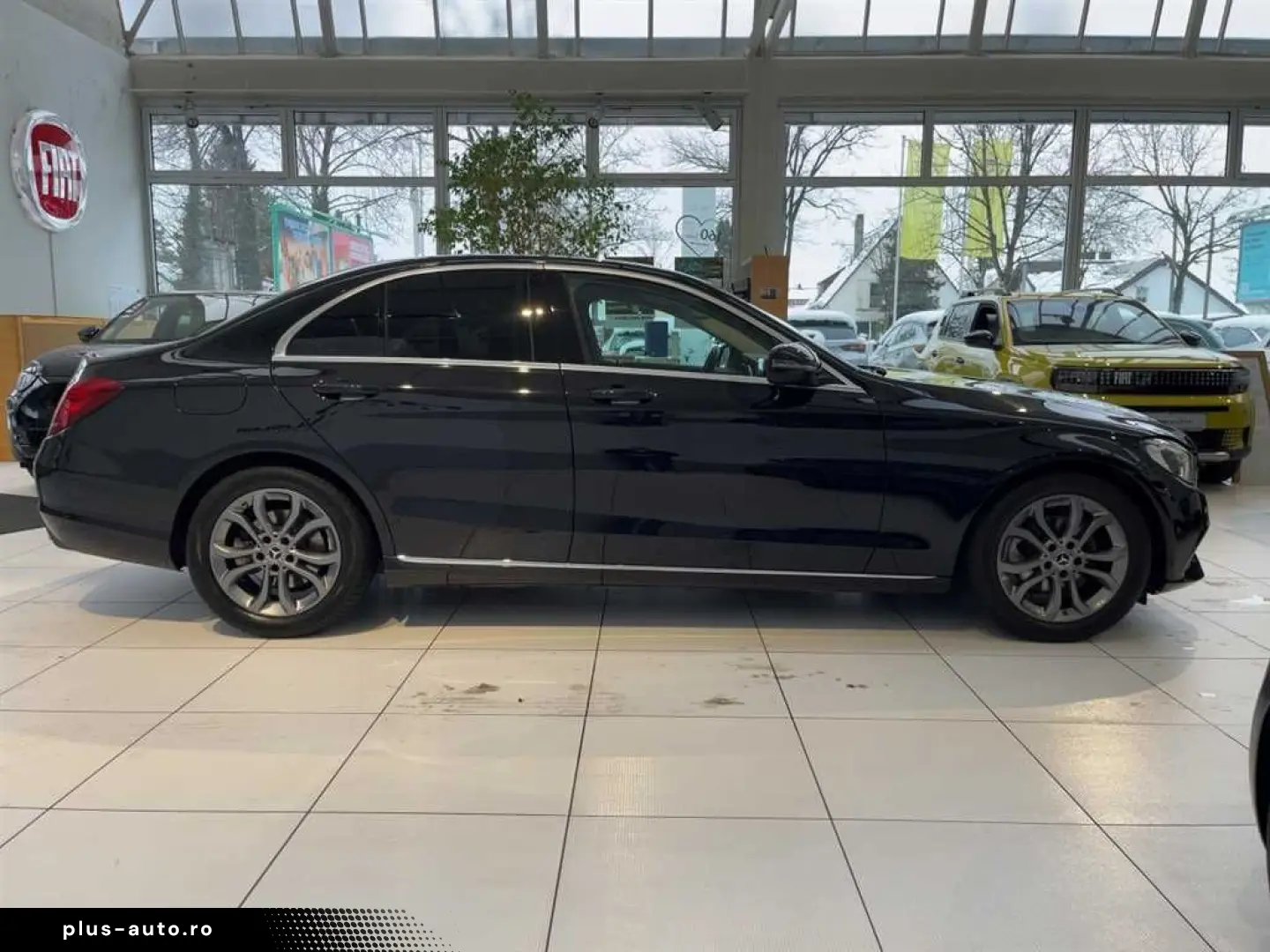 MERCEDES-BENZ C 180 Automatik Navi LED Leder SHZ PDC