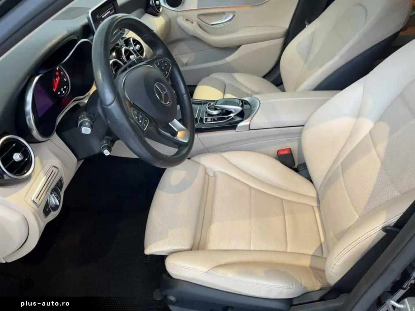 MERCEDES-BENZ C 180 Automatik Navi LED Leder SHZ PDC