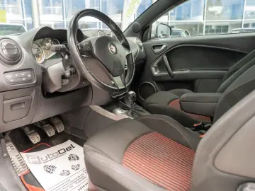 Alfa Romeo MiTo 1.4TB Multiair 170CP  Quadrifoglio