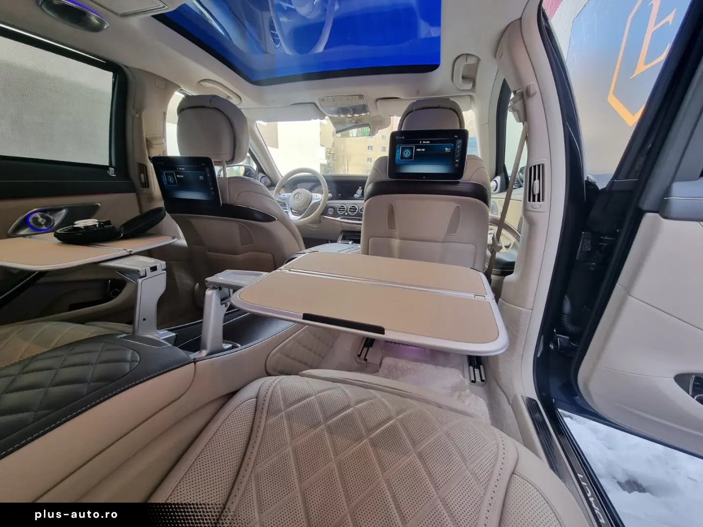 Mercedes-Benz S 560 V8 Maybach 4M