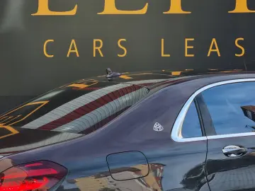 Mercedes-Benz S 560 V8 Maybach 4M