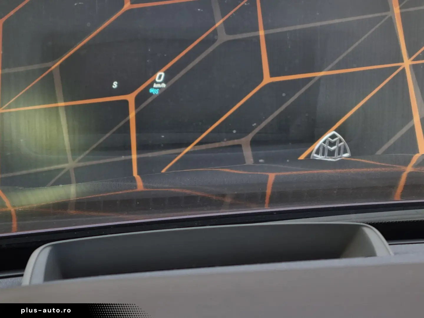 Mercedes-Benz S 560 V8 Maybach 4M