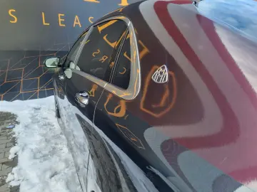 Mercedes-Benz S 560 V8 Maybach 4M