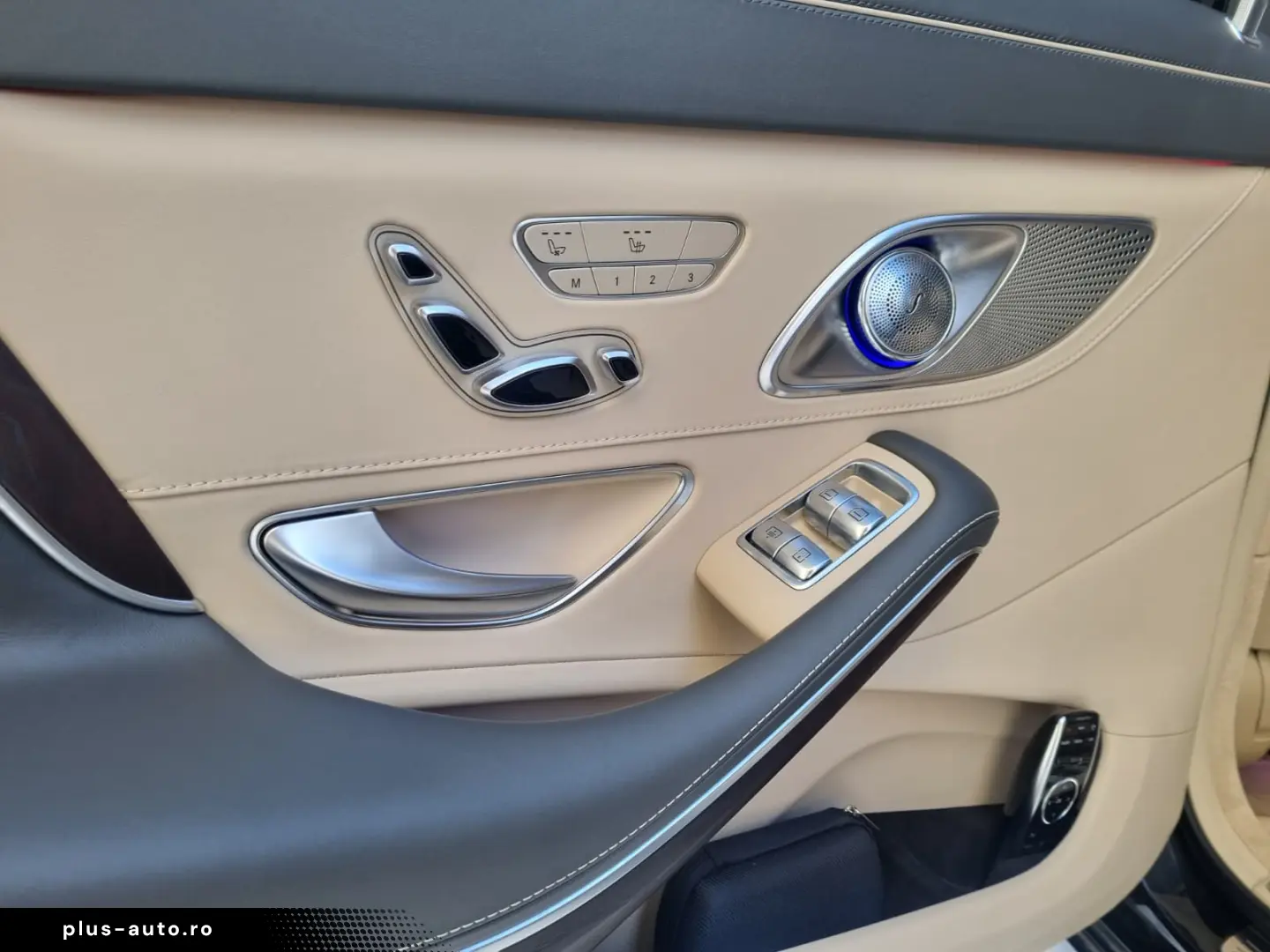 Mercedes-Benz S 560 V8 Maybach 4M