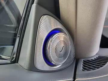 Mercedes-Benz S 560 V8 Maybach 4M