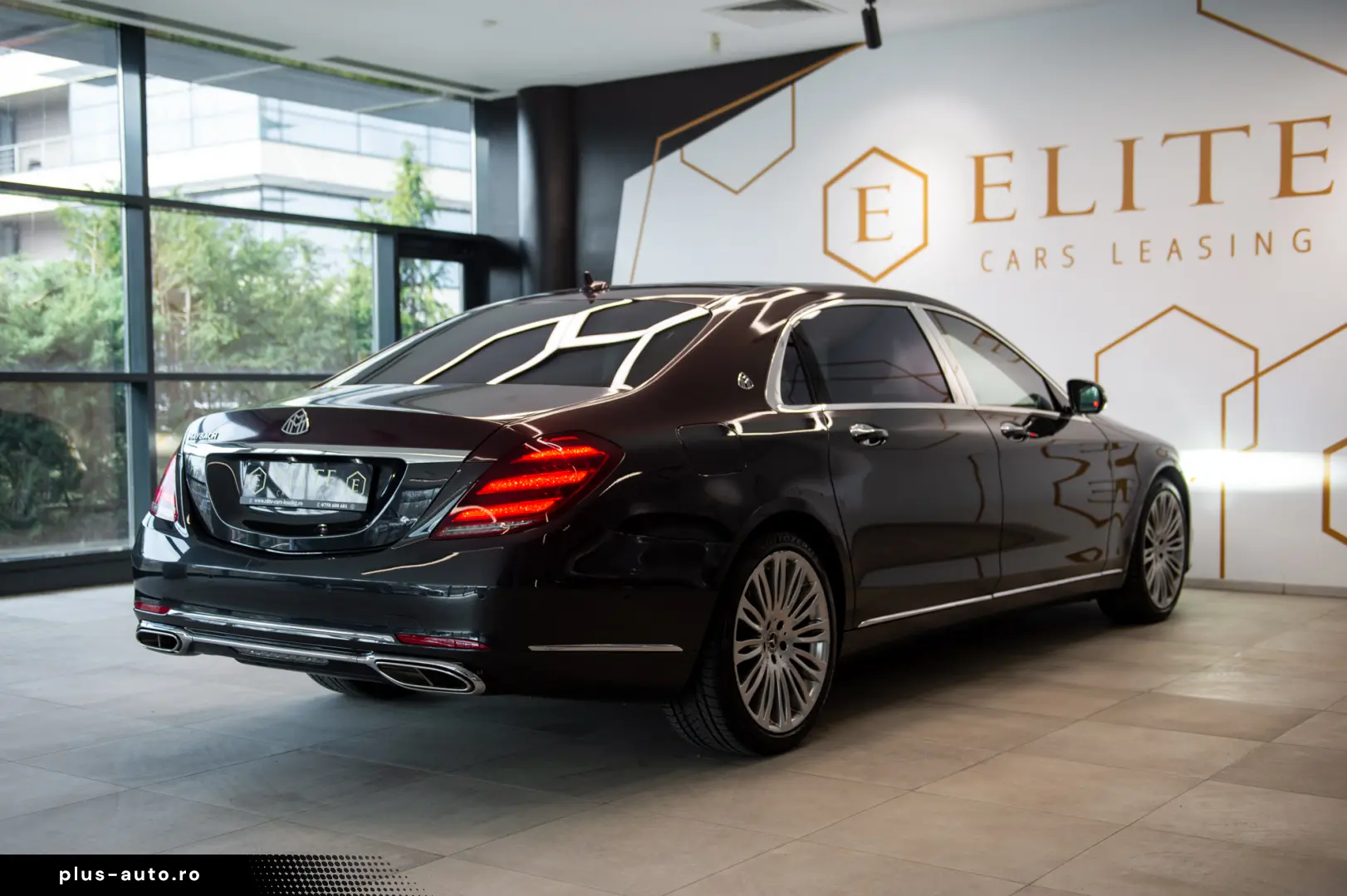 Mercedes-Benz S 560 V8 Maybach 4M