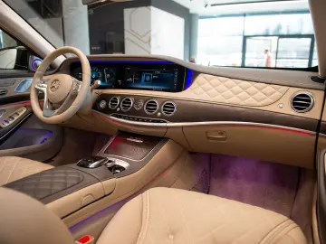 Mercedes-Benz S 560 V8 Maybach 4M
