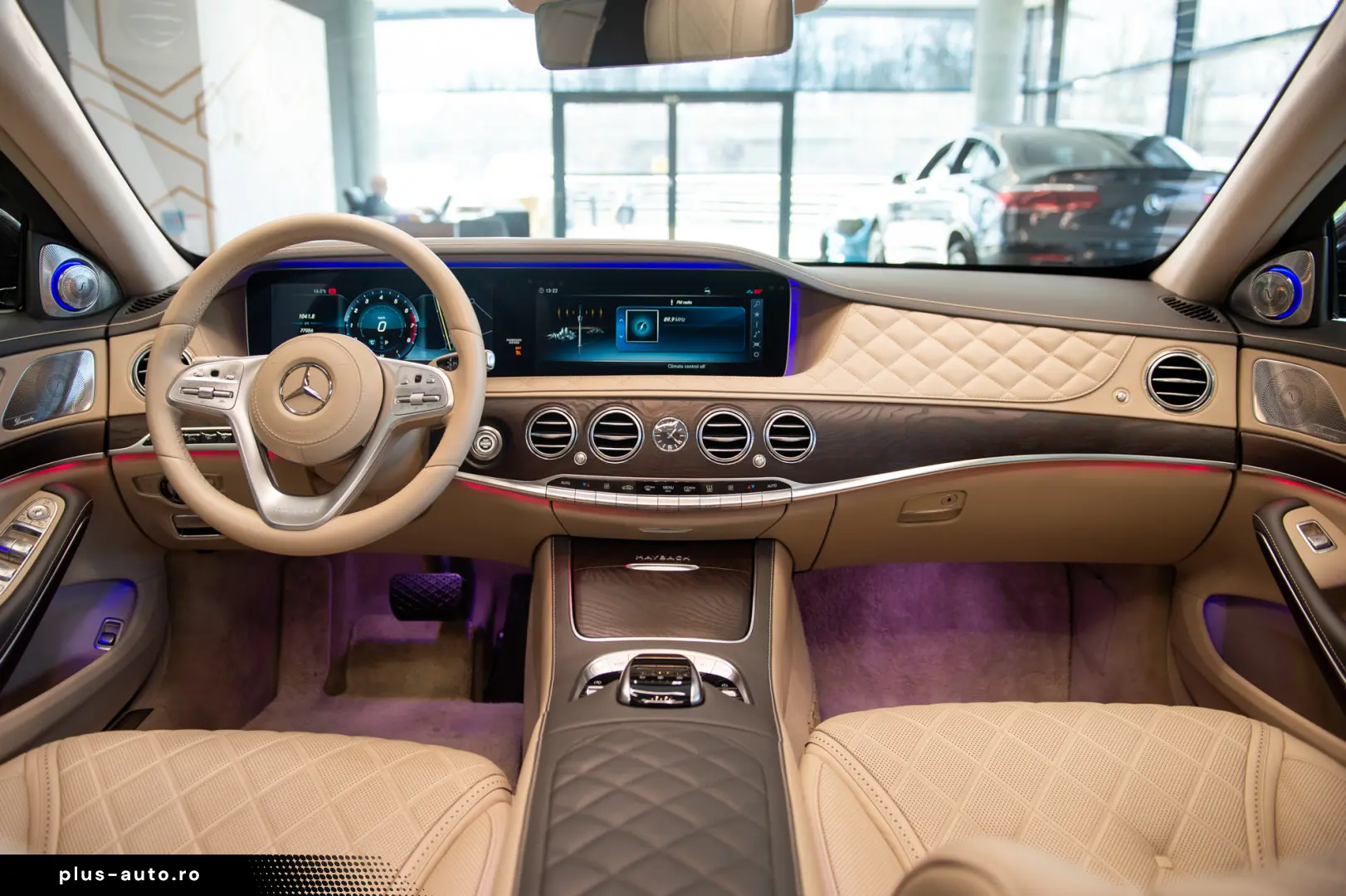 Mercedes-Benz S 560 V8 Maybach 4M