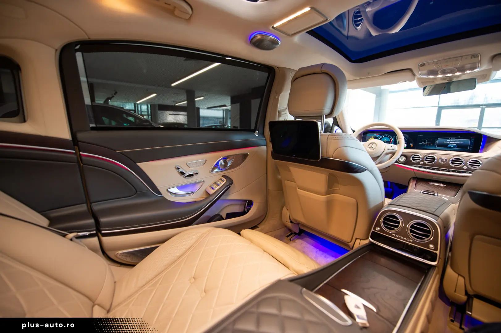 Mercedes-Benz S 560 V8 Maybach 4M