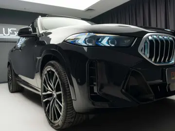 BMW X6 xDrive40i M-Sport Sky Lounge Iconic Glow Air Susp. TV