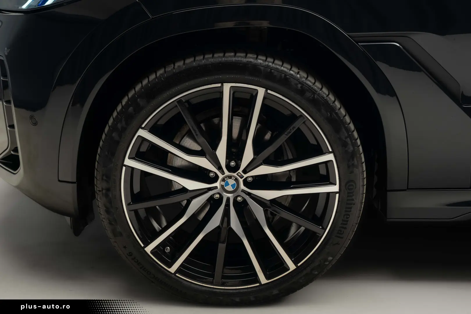 BMW X6 xDrive40i M-Sport Sky Lounge Iconic Glow Air Susp. TV