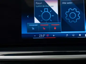 BMW X6 xDrive40i M-Sport Sky Lounge Iconic Glow Air Susp. TV