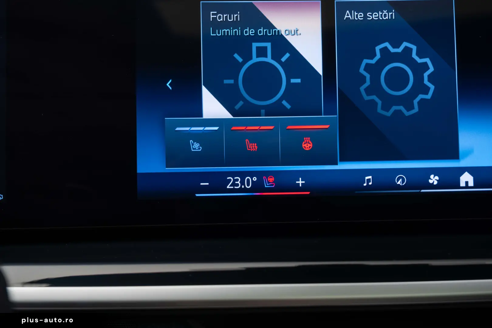 BMW X6 xDrive40i M-Sport Sky Lounge Iconic Glow Air Susp. TV