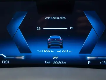 BMW X6 xDrive40i M-Sport Sky Lounge Iconic Glow Air Susp. TV