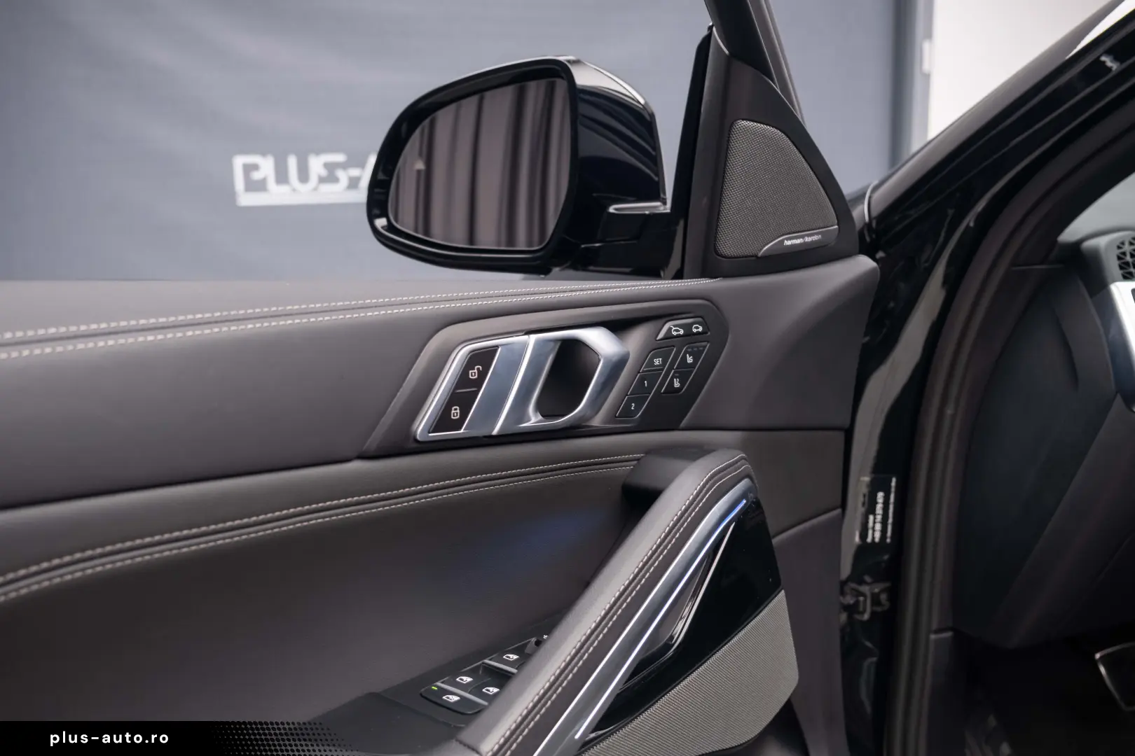 BMW X6 xDrive40i M-Sport Sky Lounge Iconic Glow Air Susp. TV