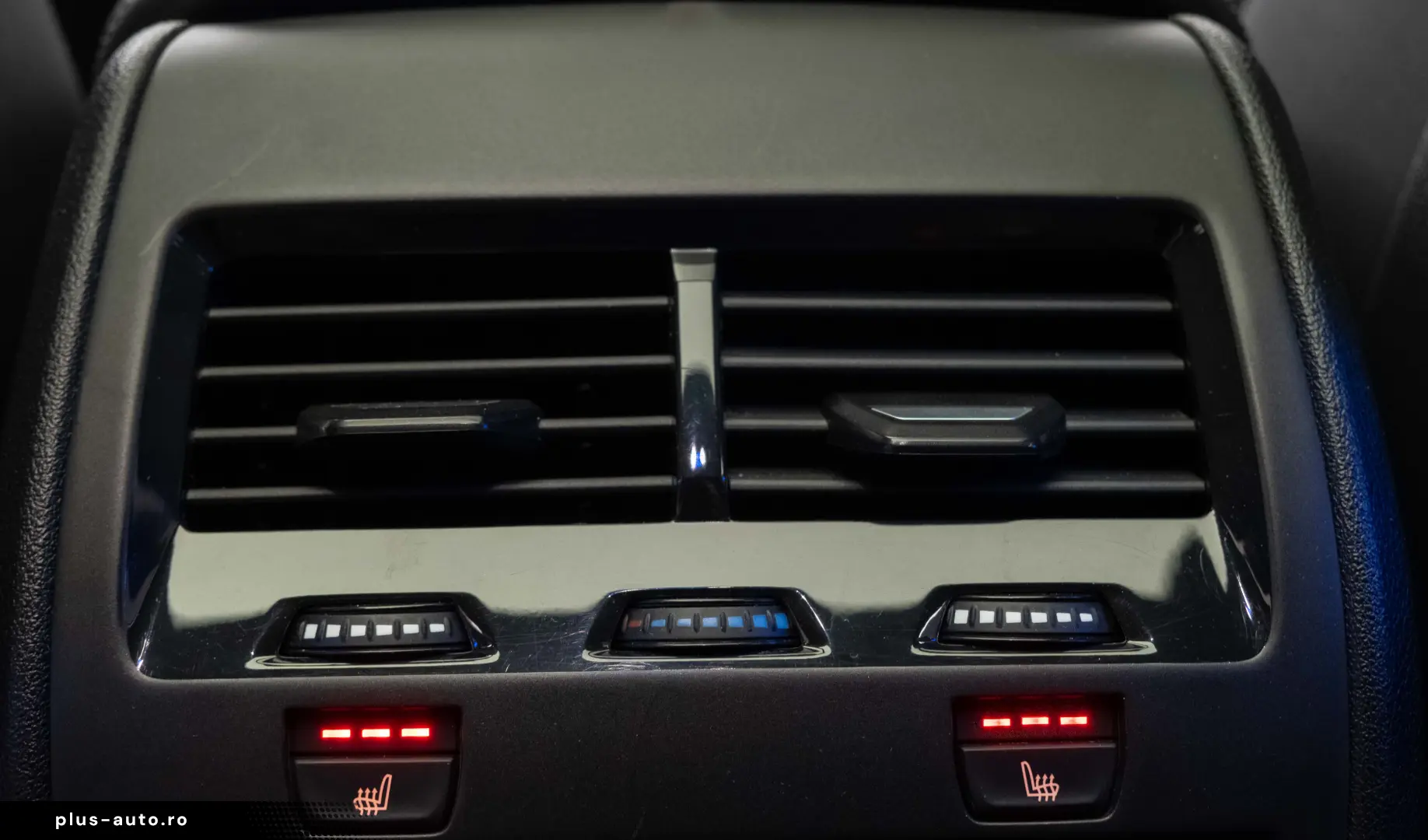 BMW X6 xDrive40i M-Sport Sky Lounge Iconic Glow Air Susp. TV