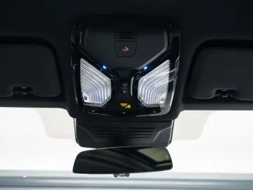 BMW X6 xDrive40i M-Sport Sky Lounge Iconic Glow Air Susp. TV