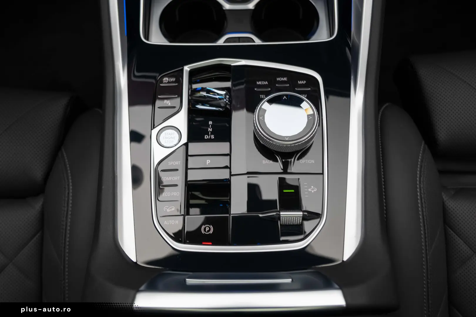 BMW X6 xDrive40i M-Sport Sky Lounge Iconic Glow Air Susp. TV