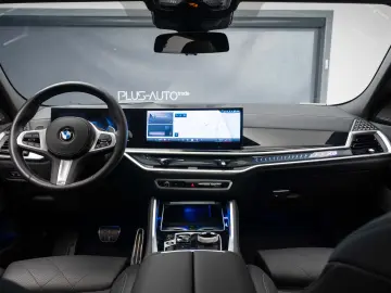 BMW X6 xDrive40i M-Sport Sky Lounge Iconic Glow Air Susp. TV