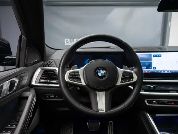 BMW X6 xDrive40i M-Sport Sky Lounge Iconic Glow Air Susp. TV