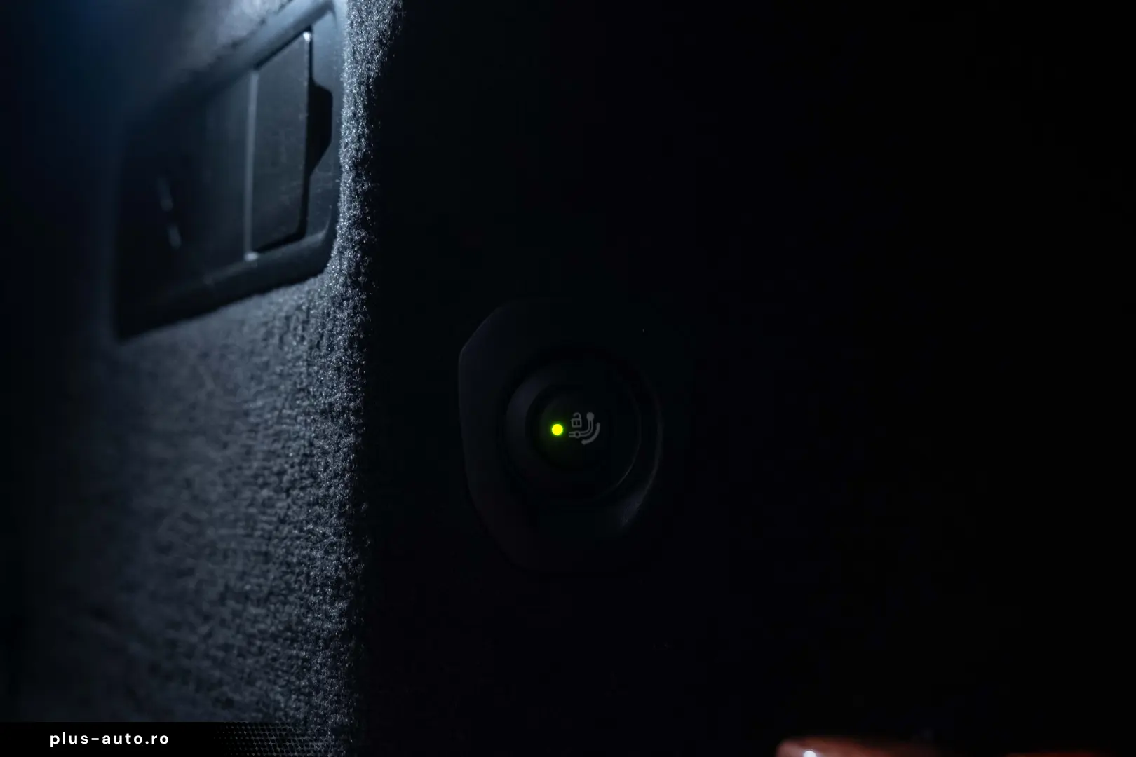 BMW X6 xDrive40i M-Sport Sky Lounge Iconic Glow Air Susp. TV