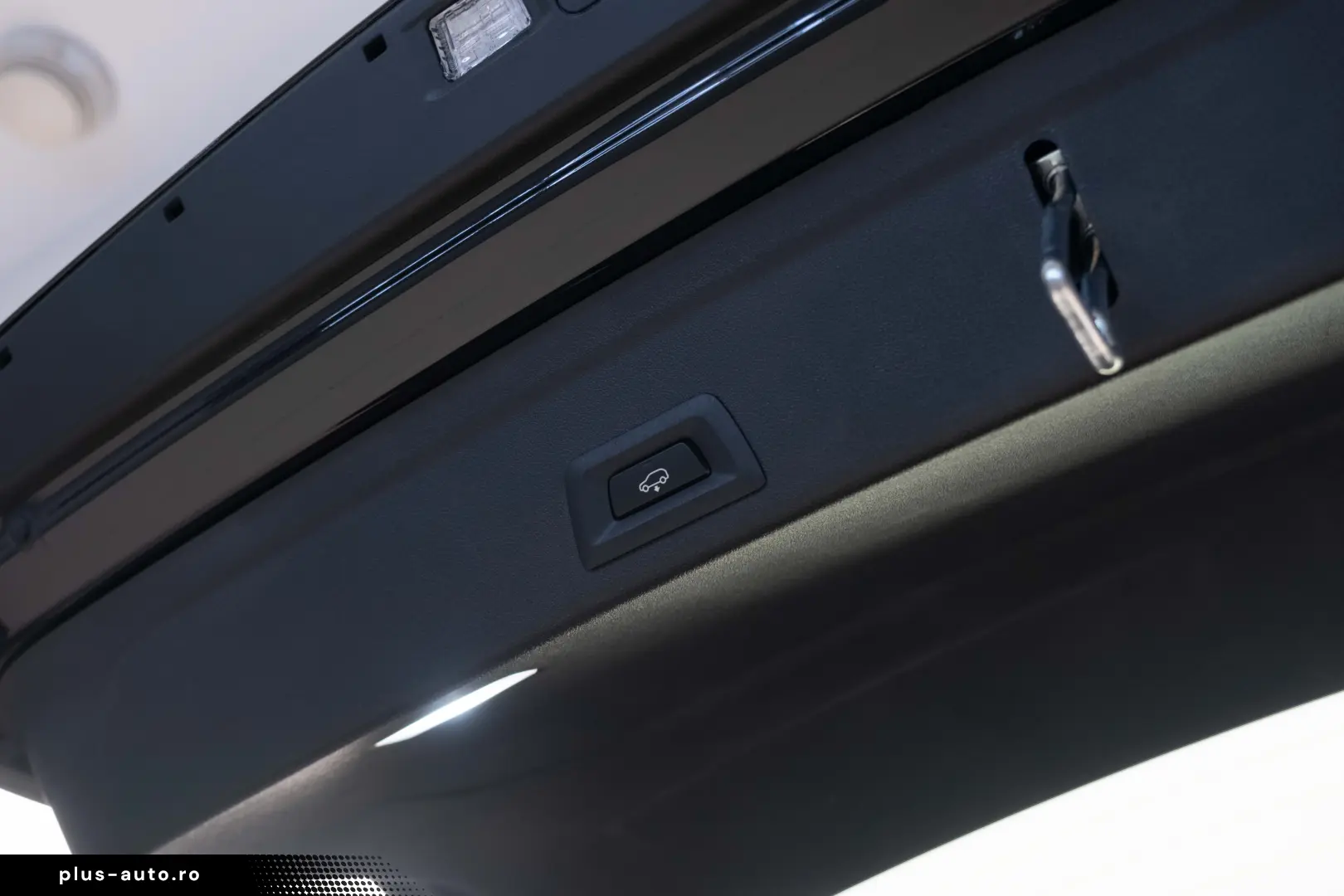 BMW X6 xDrive40i M-Sport Sky Lounge Iconic Glow Air Susp. TV