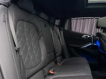 BMW X6 xDrive40i M-Sport Sky Lounge Iconic Glow Air Susp. TV